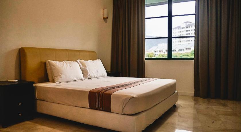 Stallions Suites Penang Jelutong Eksteriør bilde